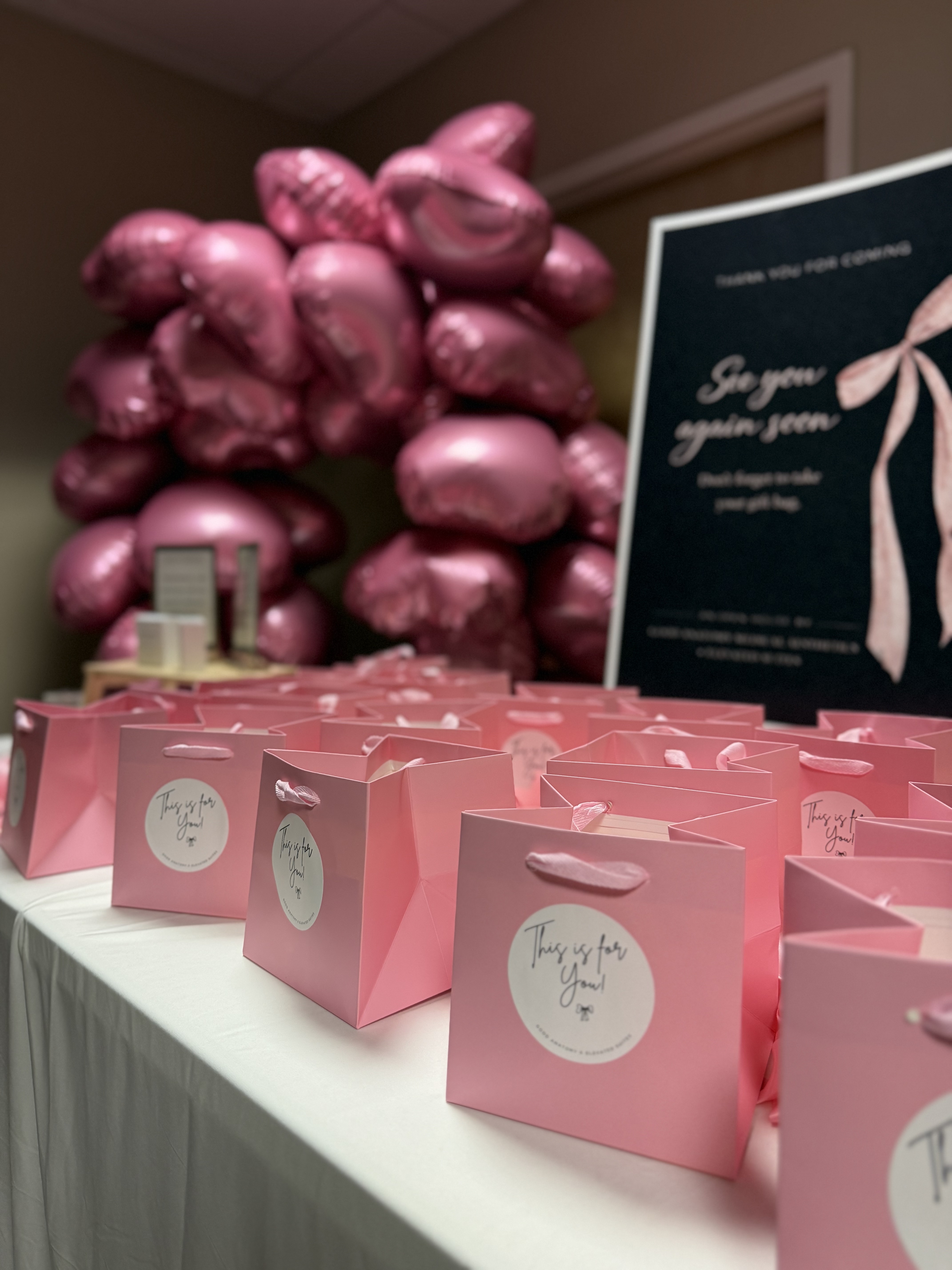 Thoughtful details from a Good Anatomy gathering.